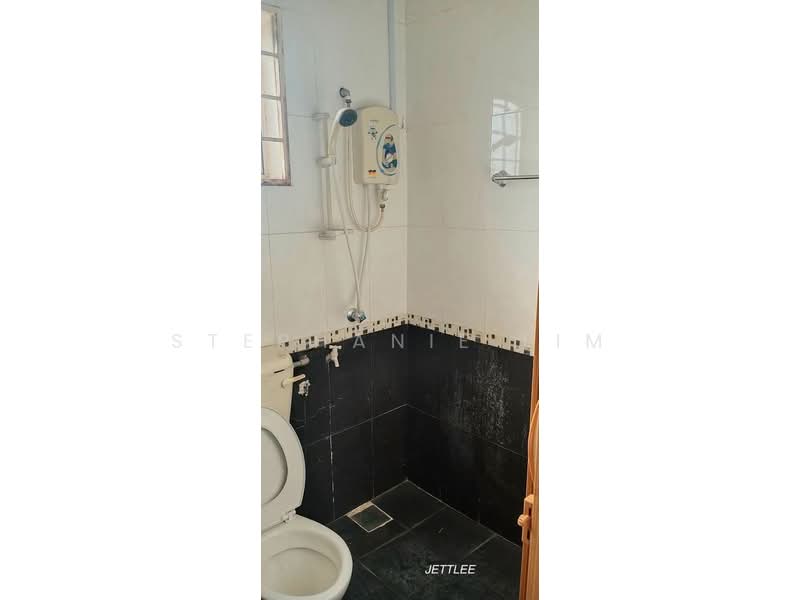 Apartment for Sale at Perdana Villa - Stephanie Lim - Bathroom - PropertyGuru.com.my