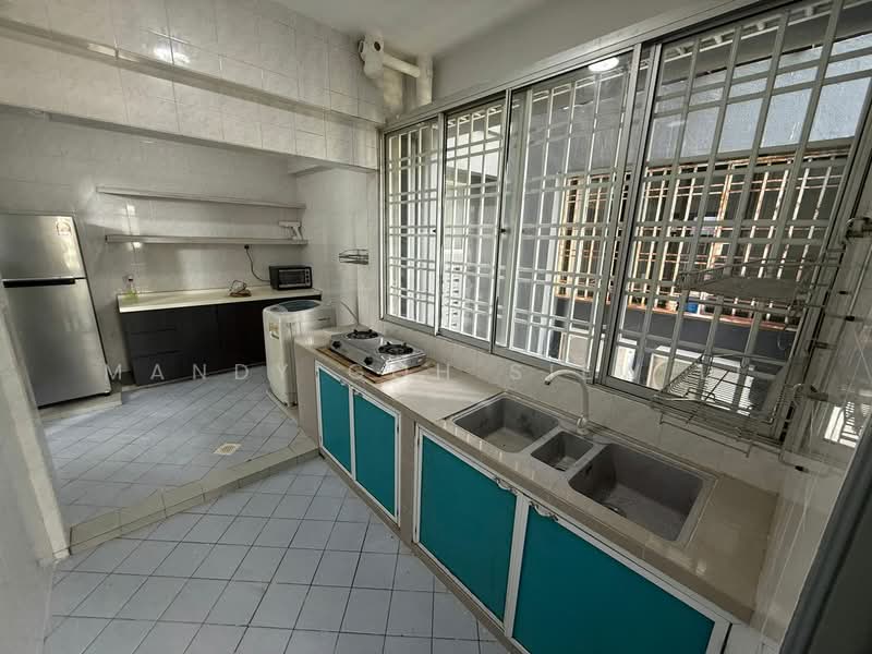 Permas Ville Apartment untuk Untuk Disewa - RM 1,800 /bulan, Apr 2026 - Kitchen - PropertyGuru.com.my