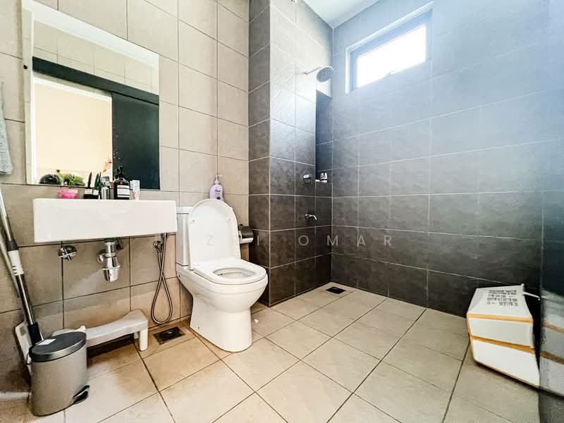 Terraced House for Rent in Sepang (Selangor) - Fazri Omar - Bathroom - PropertyGuru.com.my