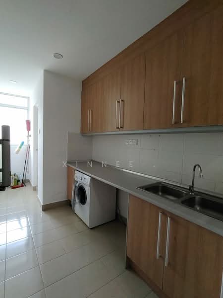 Condominium for Sale at Tanjung Beach Condominium - Xinnee . - Kitchen - PropertyGuru.com.my