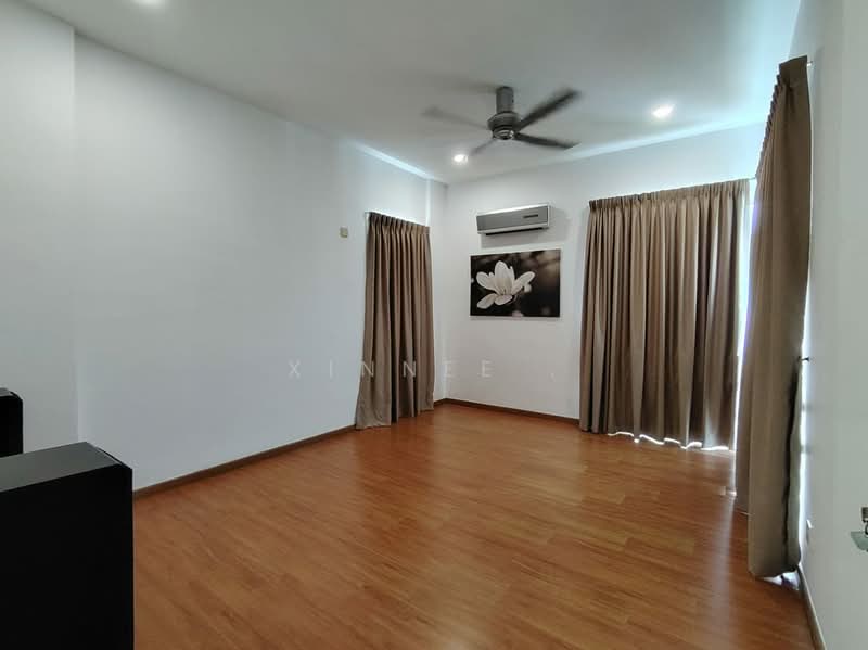 Condominium for Sale at Tanjung Beach Condominium - Xinnee . - Living Room - PropertyGuru.com.my