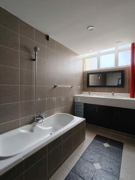 Condominium for Sale at Tanjung Beach Condominium - Xinnee . - Bathroom - PropertyGuru.com.my