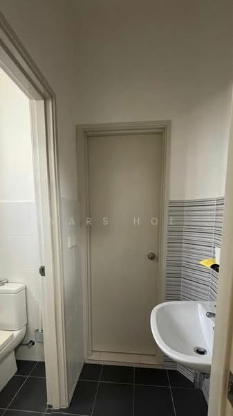 Aspira LakeHomes untuk Untuk Disewa - RM 3,800 /bulan, Mac 2026 - Bathroom - PropertyGuru.com.my