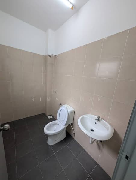 Scientex Meru untuk Untuk Dijual - RM 380,000, Mac 2026 - Bathroom - PropertyGuru.com.my