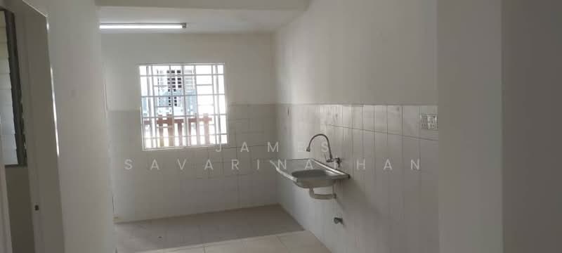 2-storey Terraced House for Rent in Semenyih (Selangor) - James Savarinathan - Kitchen - PropertyGuru.com.my