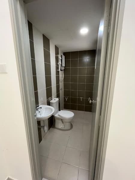 Service Residence for Rent at Residensi Mutiara Emas Kajang - Harry Tan - Bathroom - PropertyGuru.com.my