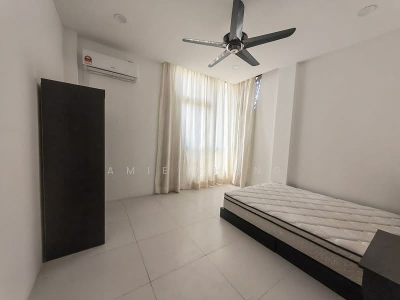 Kondominium untuk Dijual di Treetops Residence - Amie Chong - Bedroom - PropertyGuru.com.my