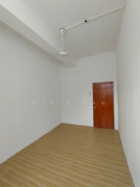 Kampung Cempaka untuk Untuk Disewa - RM 1,300 /bulan, Feb 2026 - Interior - PropertyGuru.com.my