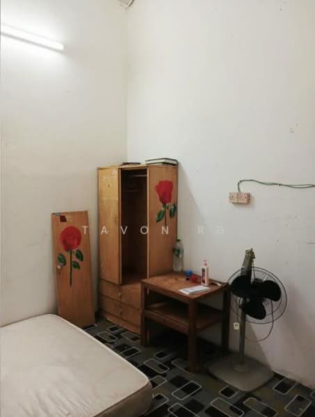 1-storey Terraced House for Sale in Seri Kembangan (Selangor) - Tavon RG - Bedroom - PropertyGuru.com.my