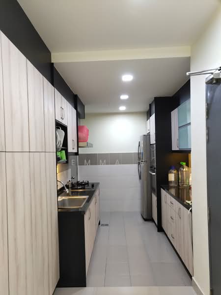 Service Residence for Sale at Garden @ One South - Emma R - Kitchen - PropertyGuru.com.my