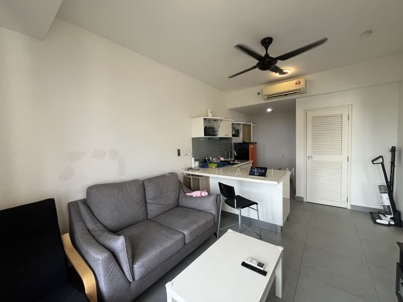 Servis Apartment untuk Disewa di Kanvas SOHO - Mu'izz Halim - Living Room - PropertyGuru.com.my