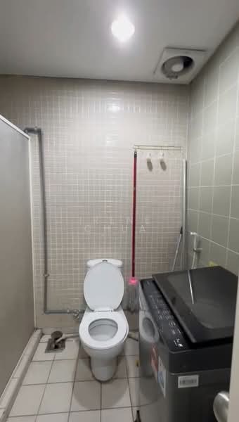 Amcorp Serviced Suites untuk Untuk Dijual - RM 315,000, Feb 2026 - Bathroom - PropertyGuru.com.my