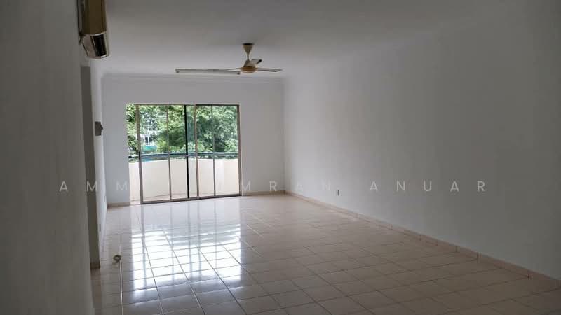 Idaman Putera untuk Untuk Dijual - RM 385,000, Mac 2026 - Living Room - PropertyGuru.com.my