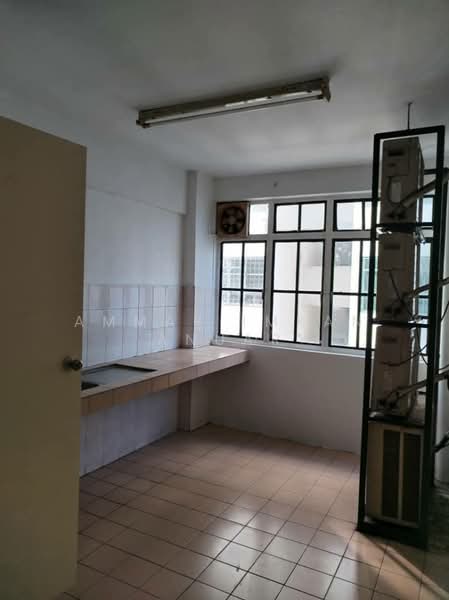 Idaman Putera untuk Untuk Dijual - RM 385,000, Mac 2026 - Kitchen - PropertyGuru.com.my