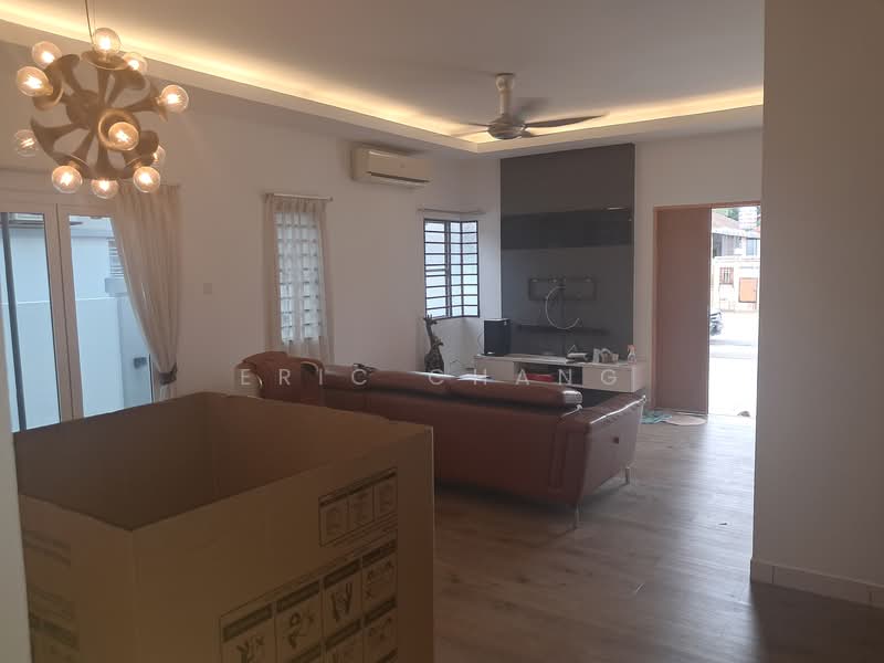Semi-Detached House for Sale in Kapar (Selangor) - Eric Chang - Living Room - PropertyGuru.com.my