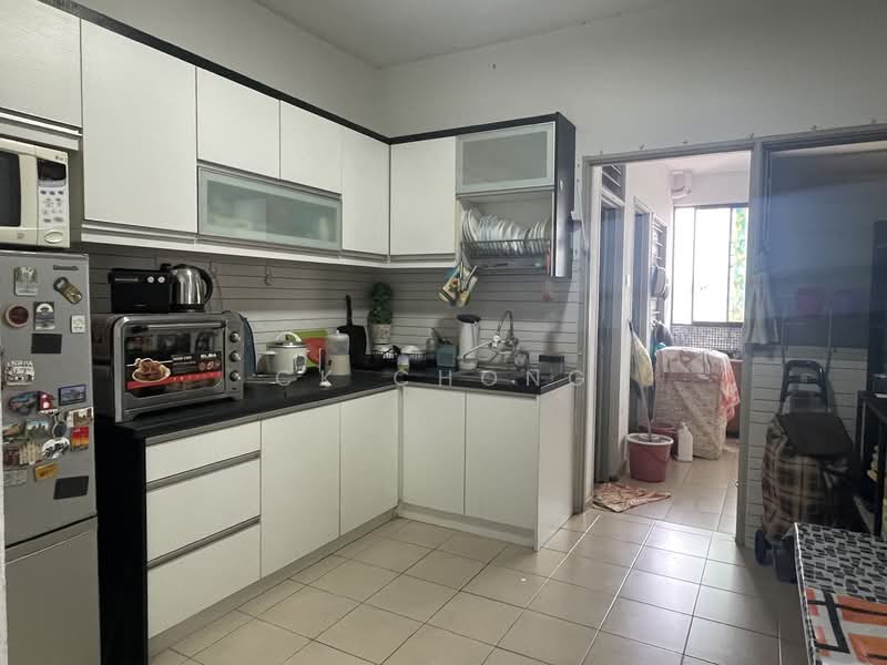 Condominium for Sale at Laman Tasik - CK Chong - Kitchen - PropertyGuru.com.my