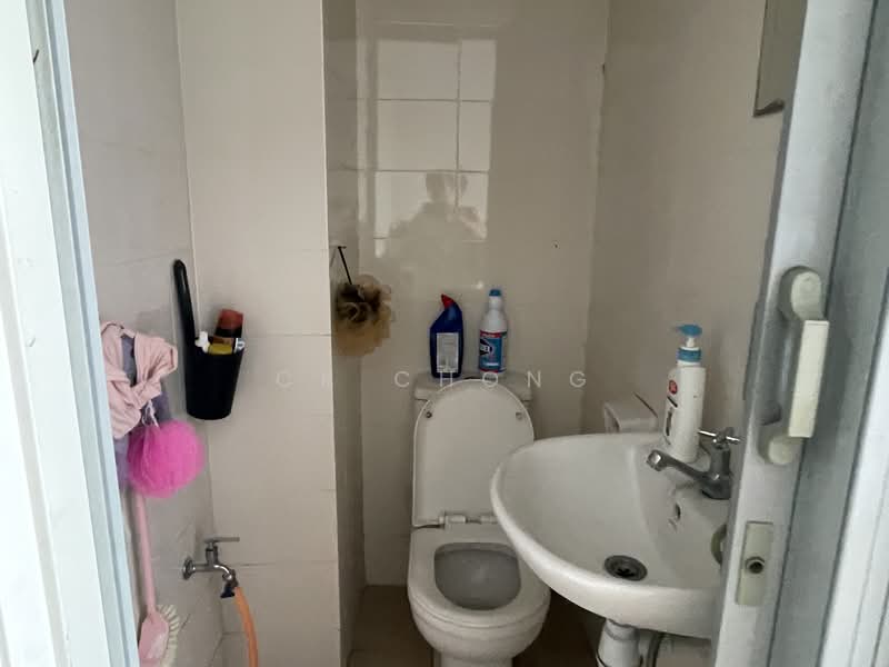 Condominium for Sale at Laman Tasik - CK Chong - Bathroom - PropertyGuru.com.my