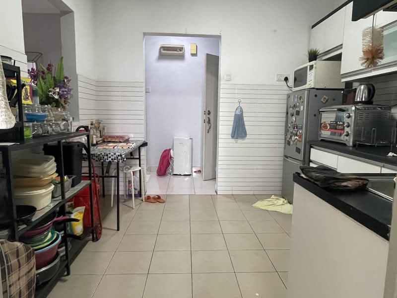 Condominium for Sale at Laman Tasik - CK Chong - Kitchen - PropertyGuru.com.my