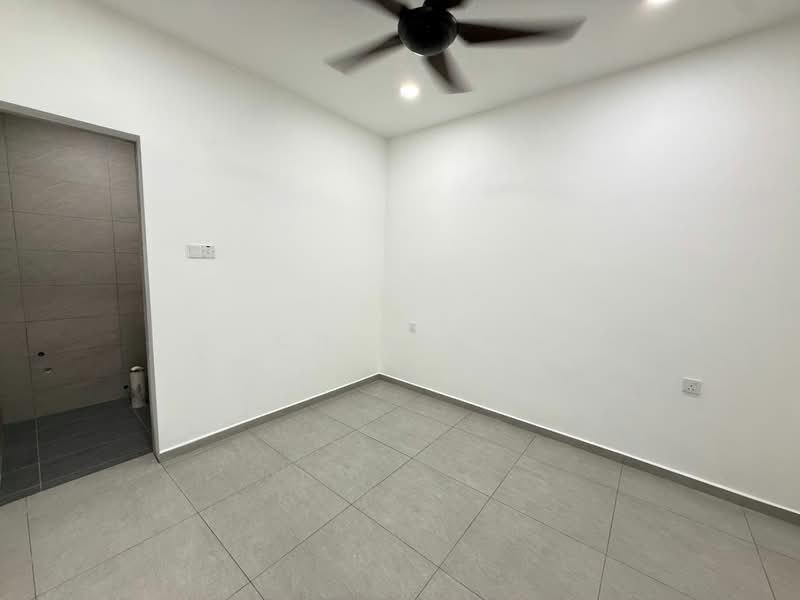 Taman Hilir untuk Untuk Dijual - RM 598,000, Mac 2026 - Interior - PropertyGuru.com.my