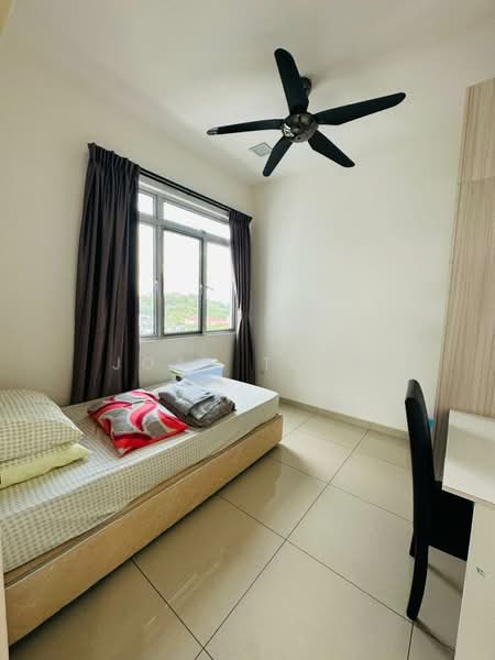 Condominium for Rent at Fairway Suites - Joan Tong - Bedroom - PropertyGuru.com.my