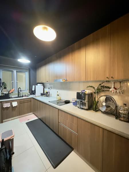 Condominium for Rent at Lakefront Residence - TOH VICKIE - Kitchen - PropertyGuru.com.my