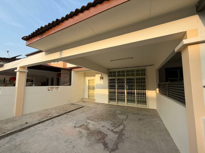 Taman Semabok Perdana untuk Untuk Dijual - RM 498,000, Mac 2026 - Exterior - PropertyGuru.com.my