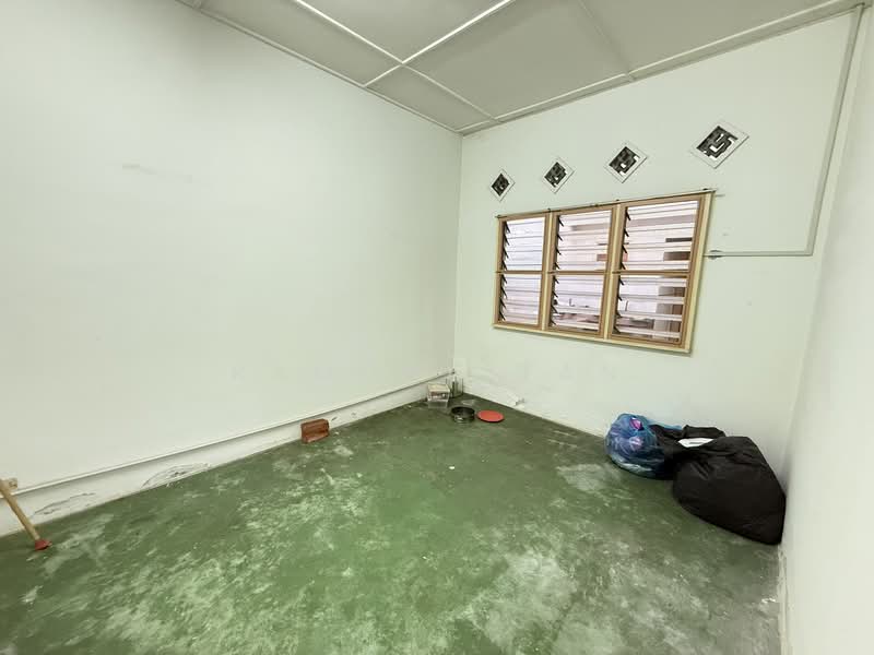 Taman Hilir untuk Untuk Dijual - RM 350,000, Feb 2026 - Interior - PropertyGuru.com.my