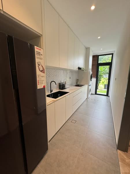 Cluster House for Sale in Permas Jaya (Johor) - Usha - Kitchen - PropertyGuru.com.my