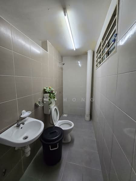 Apartment for Rent at Residensi Pandanmas 2 - CC Hong - Bathroom - PropertyGuru.com.my