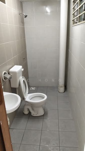 Apartment for Rent at Residensi Pandanmas 2 - CC Hong - Bathroom - PropertyGuru.com.my