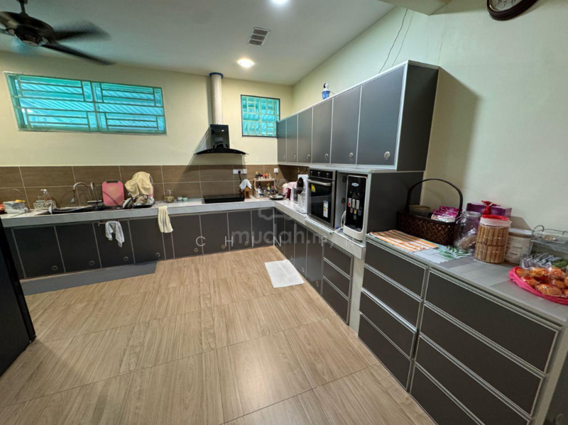 Taman Nam Yang untuk Untuk Dijual - RM 1,180,000, Mac 2026 - Kitchen - PropertyGuru.com.my