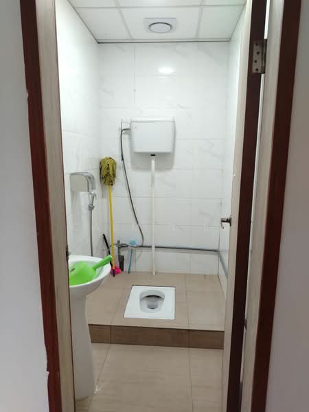 Shop for Rent in Forest City (Gelang Patah) - Casmin Eu - Bathroom - PropertyGuru.com.my
