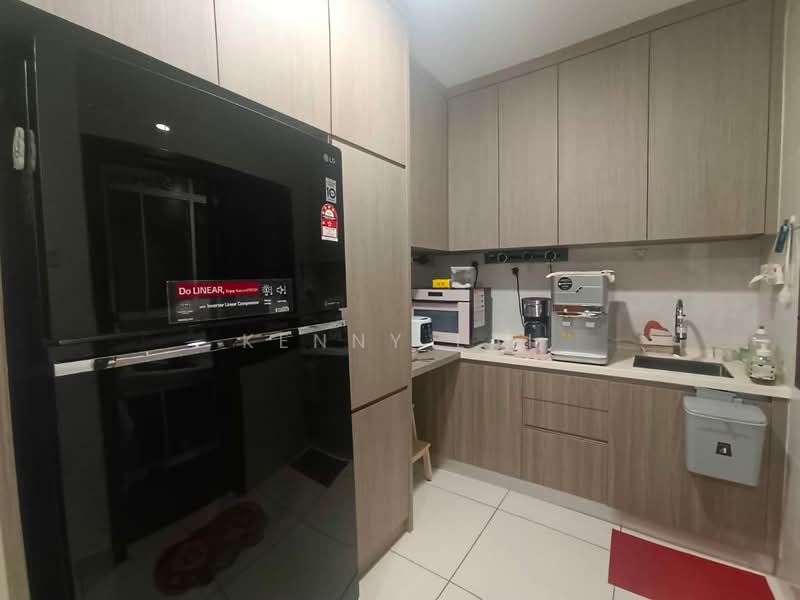 Condominium for Sale at Paraiso Residence @ The Earth - Kenny Lai - Kitchen - PropertyGuru.com.my