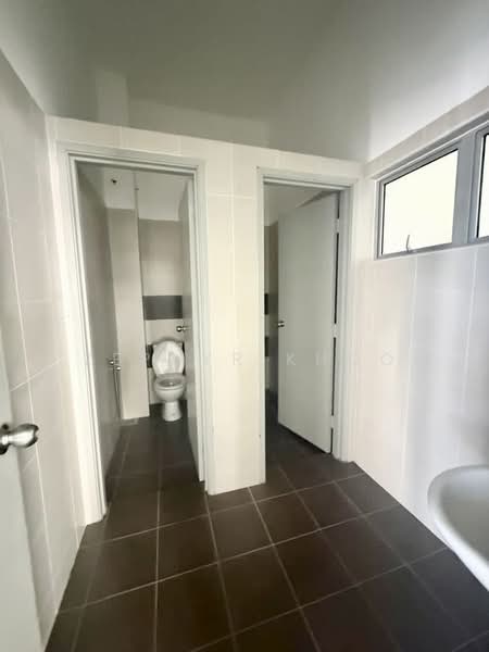 Factory for Rent in Kawasan Perindustrian Iskandar (Pasir Gudang) - Zephyr Khoo - Bathroom - PropertyGuru.com.my
