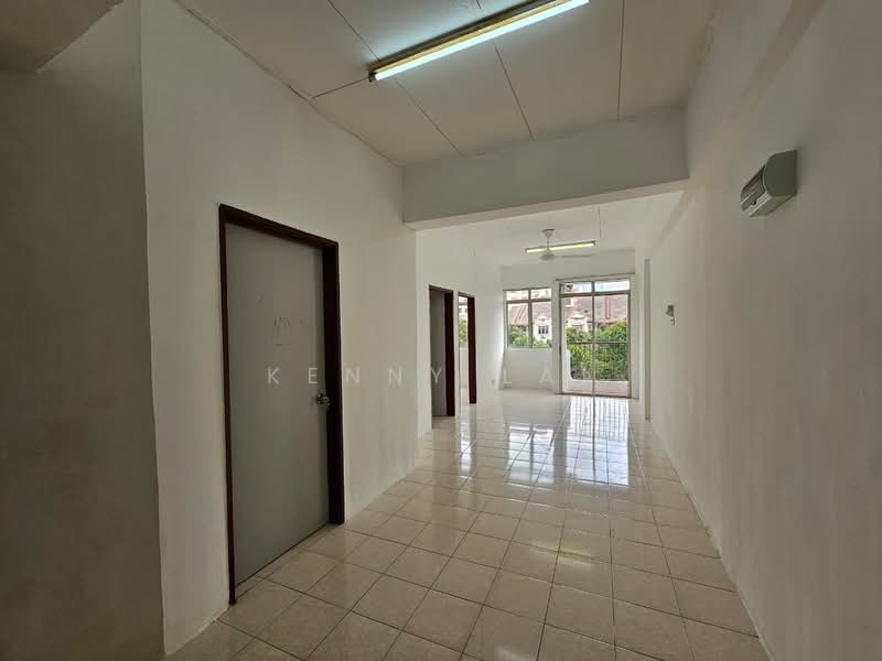 Pandan Utama Apartment untuk Untuk Dijual - RM 218,000, Feb 2026 - Corridor - PropertyGuru.com.my