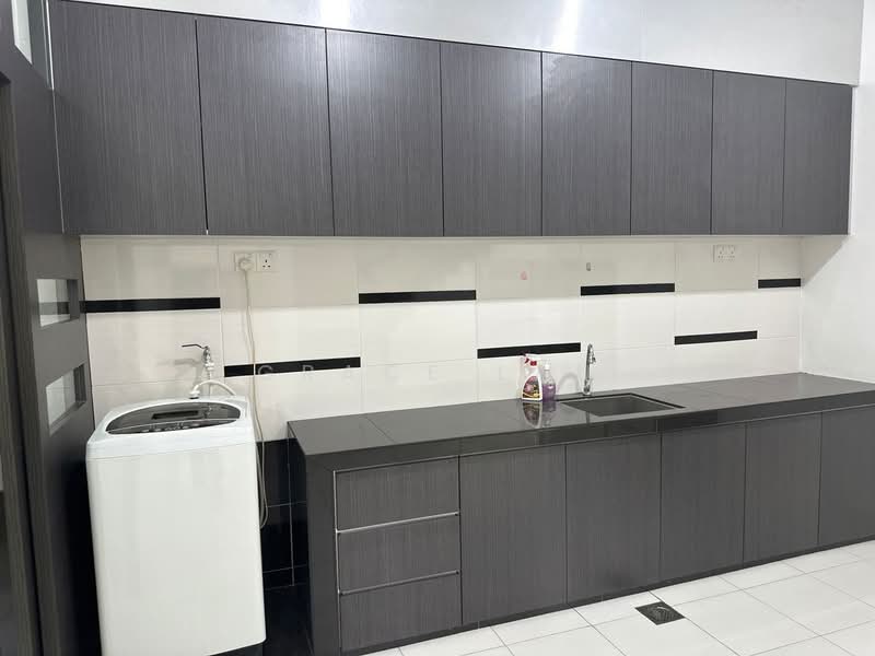 Nusa Duta untuk Untuk Disewa - RM 3,000 /bulan, Feb 2026 - Kitchen - PropertyGuru.com.my