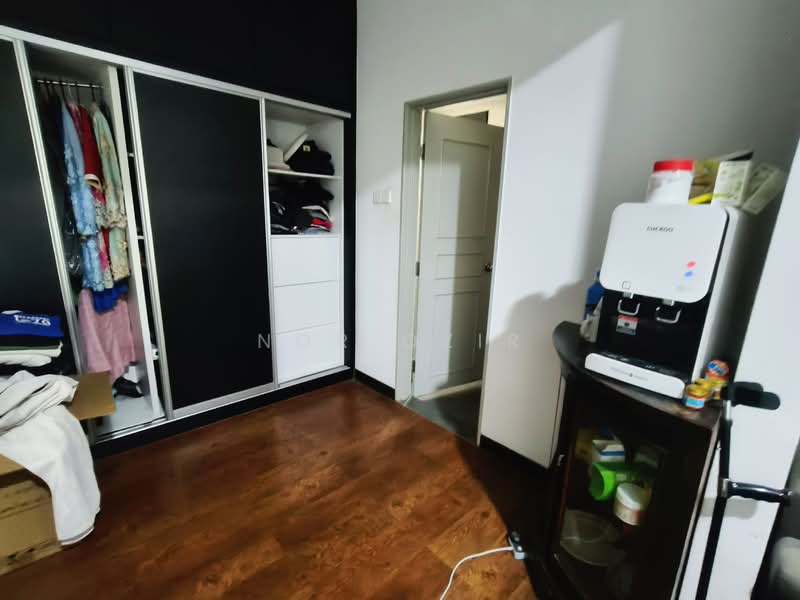 2-storey Terraced House for Sale in Alam Impian (Shah Alam) - Nor Ozir - Bedroom - PropertyGuru.com.my