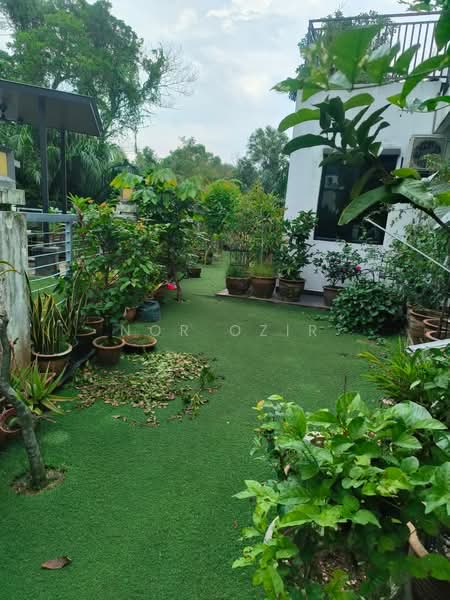 2-storey Terraced House for Sale in Alam Impian (Shah Alam) - Nor Ozir - Garden - PropertyGuru.com.my