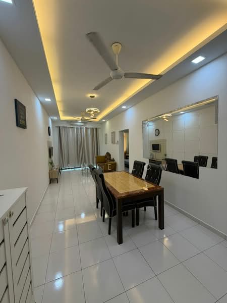 Jentayu Residensi @ Tampoi untuk Untuk Dijual - RM 380,000, Mac 2026 - Living Room - PropertyGuru.com.my