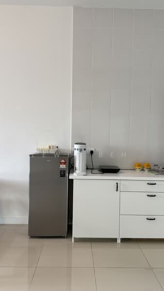 Kondominium untuk Disewa di Evoke Residence - Lewis Beh - Kitchen - PropertyGuru.com.my