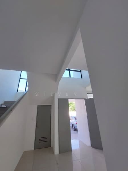 Semi-Detached House for Sale in Taman Silibin Ria (Ipoh) - Steven . - Entrance - PropertyGuru.com.my