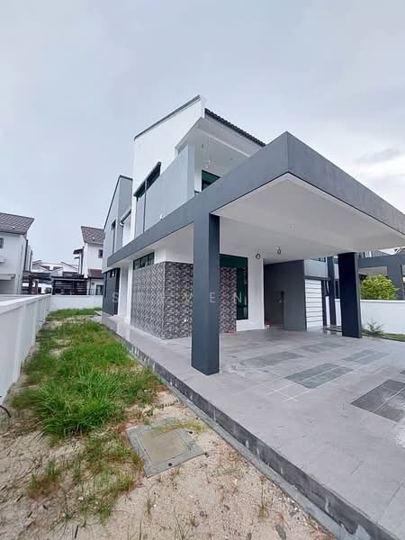 Semi-Detached House for Sale in Taman Silibin Ria (Ipoh) - Steven . - Exterior - PropertyGuru.com.my