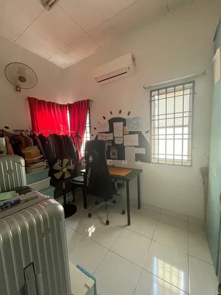 Semi-Detached House for Sale in Kapar (Selangor) - Eric Chang - Study - PropertyGuru.com.my