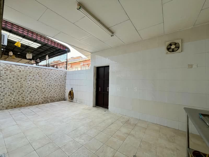 2-storey Terraced House for Sale in Kajang (Selangor) - Ali Idris - Exterior - PropertyGuru.com.my