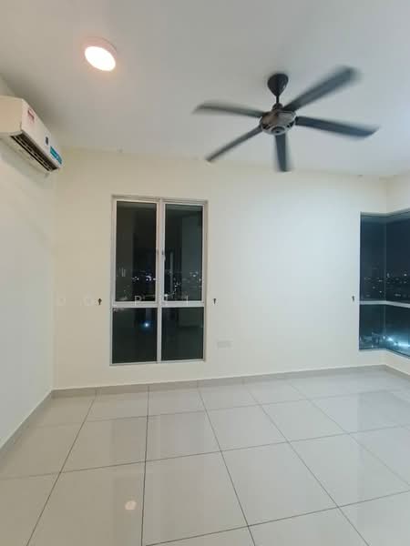 Condominium for Rent at The Aliff Residences (Alif Utama) - Dolphine Ong - Living Room - PropertyGuru.com.my