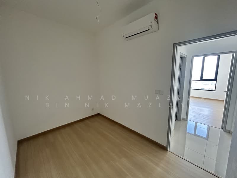 Servis Apartment untuk Disewa di BeCentral @ i-City - Nik Ahmad Muazzam Bin Nik Mazlan - Bedroom - PropertyGuru.com.my