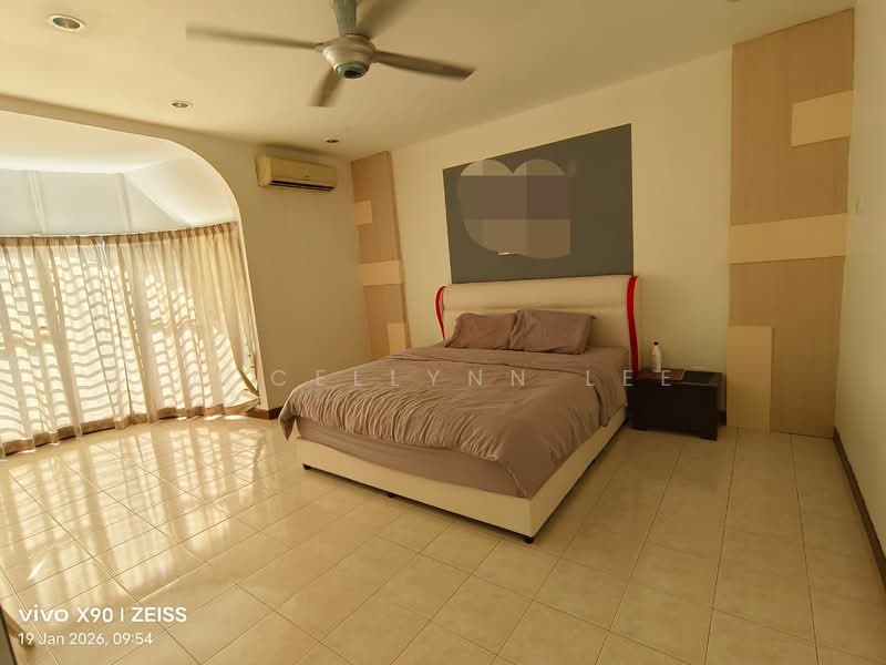 Bungalow for Sale in Taman Teratai Indah (Butterworth) - Jocellynn Lee - Bedroom - PropertyGuru.com.my