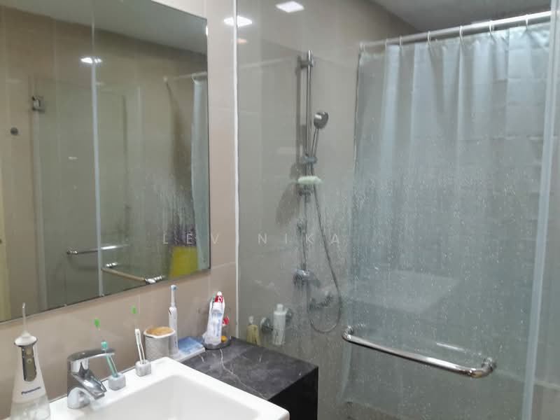 Service Residence for Sale at G Residence - Levinika . - Bathroom - PropertyGuru.com.my