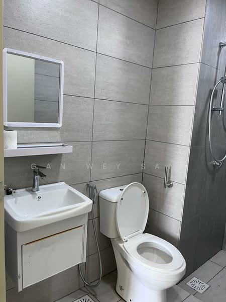 Service Residence for Sale at 216 Residences - GAN WEY SAND - Bathroom - PropertyGuru.com.my