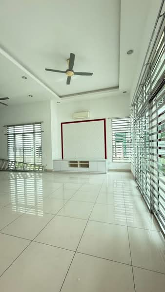 Semi-Detached House for Sale in Relau (Sungai Ara) - Aswad . - Living Room - PropertyGuru.com.my
